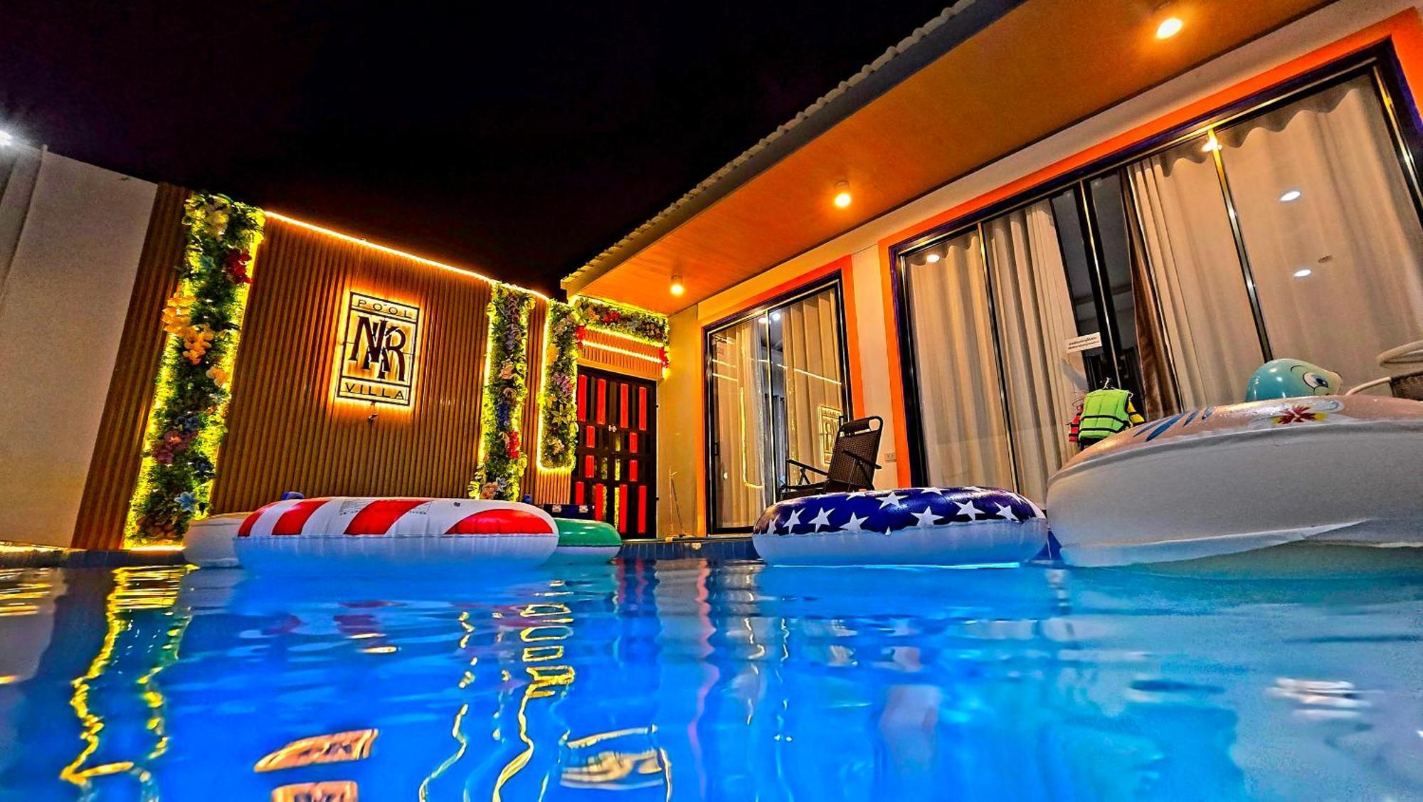 Nkr Poolvilla Ban Don  Buitenkant foto